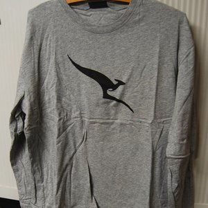 UNISEX-GRAY LONG SLEEVE T-SHIRT WITH KANGAROO ON FRONT, SIZE M/L